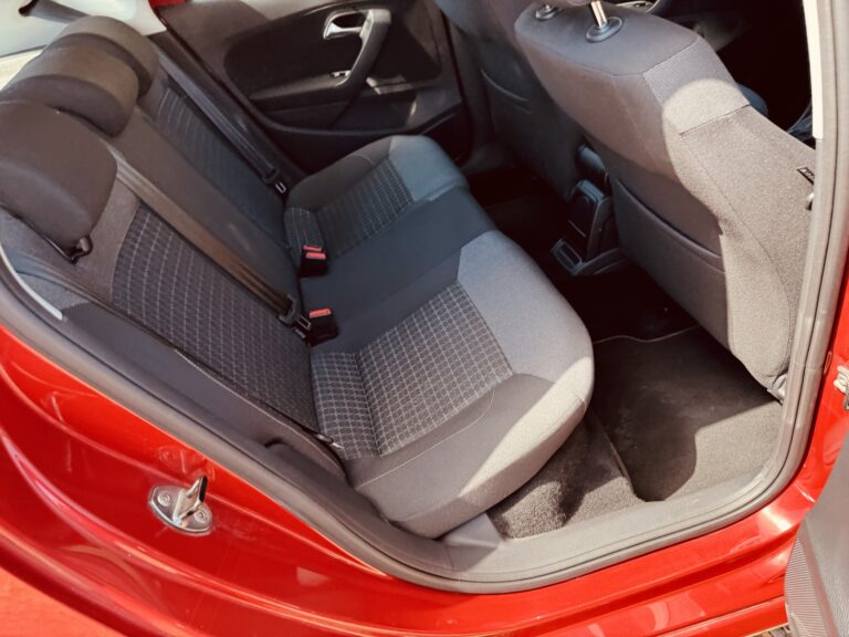 VOLKSWAGEN POLO 9,390 20415 MI PETROL AUTOMATIC VIEW DETAILS... image 17